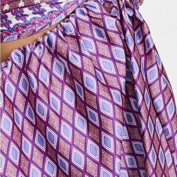 NWT MISA Los Angeles Halter Cutout Top - Picture 3 of 11